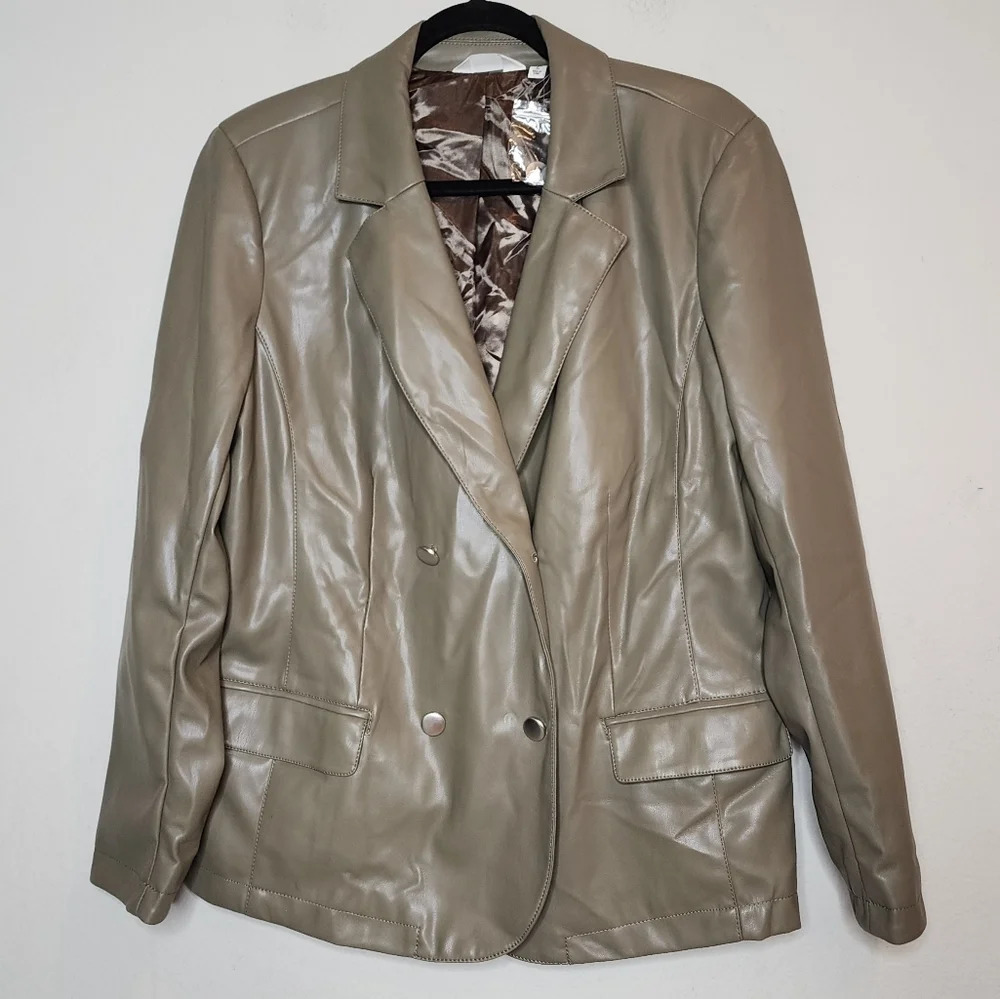 Candace‎ Cameron Bure Faux Leather Blazer jacket.  Size  Large. Green Grey. New!
